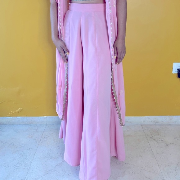 Indya baby pink 3-piece palazzo set with shrug - Picture 7 of 8